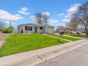 3040 Cimarron Street, Aurora CO 80011