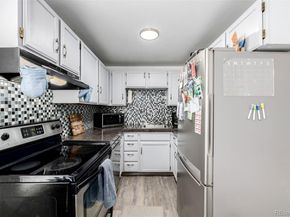 1505 S Ouray Circle D, Aurora CO 80017