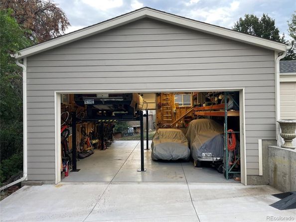 1650 Youngfield Street, Lakewood CO 80215