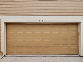 4386 S Blackhawk Way, Aurora CO 80015