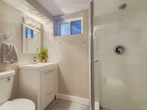 6130 S Pennsylvania Street, Centennial CO 80121