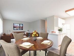 5770 E Warren Avenue 206, Denver CO 80222