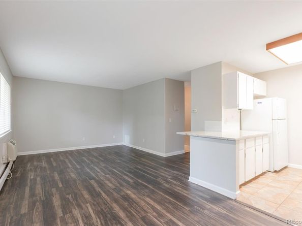 5770 E Warren Avenue 206, Denver CO 80222