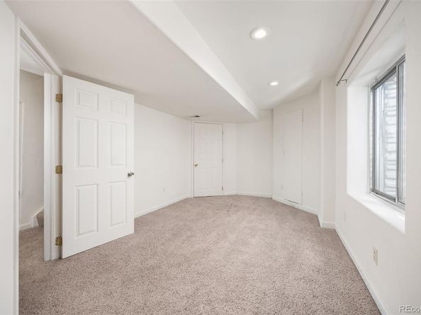 18899 E Whitaker Circle, Aurora CO 80015