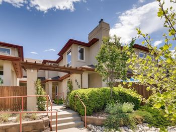 920 S Locust Street