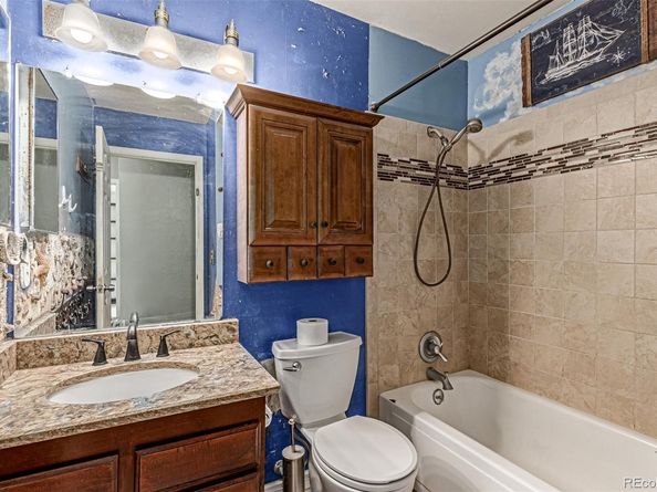 18206 E Loyola Drive, Aurora CO 80013