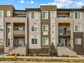 480 E Fremont Place