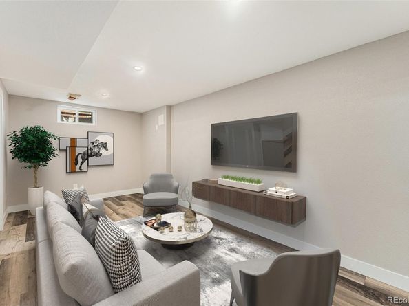 7000 Avrum Drive, Denver CO 80221