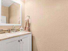 Undisclosed Address #6871724, Aurora CO 80017