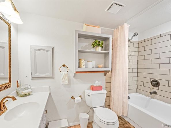 5561 S Telluride Court, Centennial CO 80015