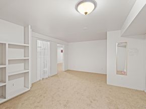 5561 S Telluride Court, Centennial CO 80015