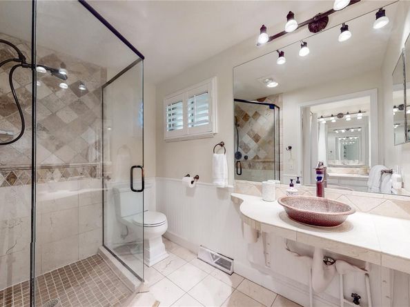 Undisclosed Address #6503860, Littleton CO 80128