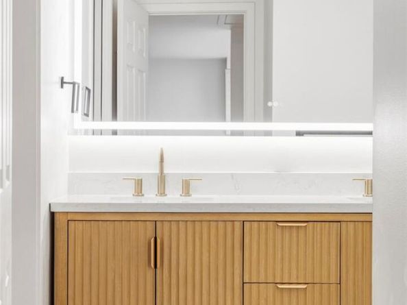 1000 E 1st Avenue 104, Denver CO 80218