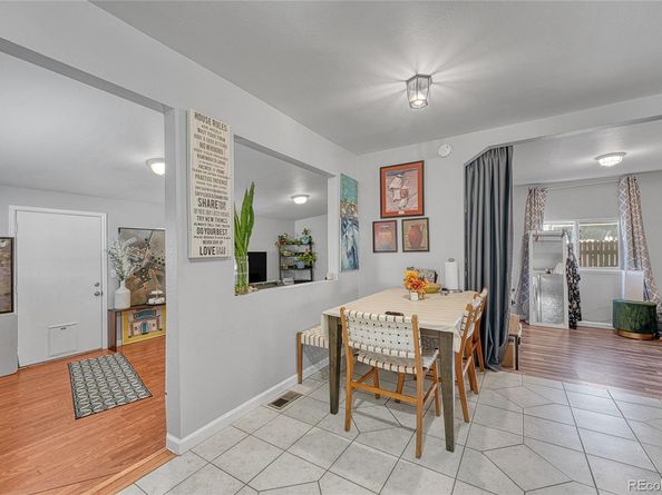 841 S Oakland Street, Aurora CO 80012