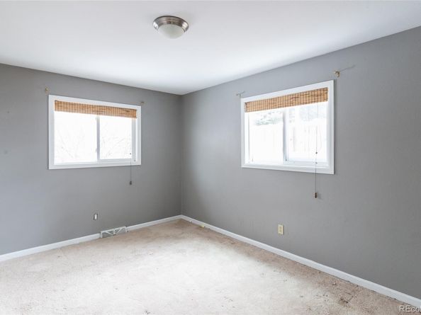 1207 S Kendall Court, Lakewood CO 80232