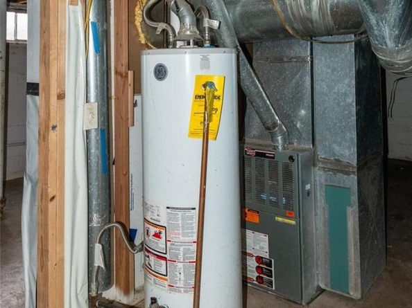 1207 S Kendall Court, Lakewood CO 80232