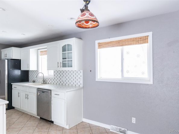 1207 S Kendall Court, Lakewood CO 80232