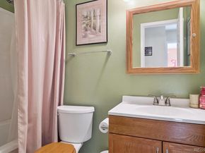 3127 S Mobile Way, Aurora CO 80013