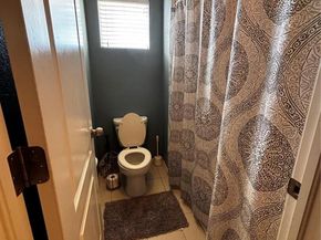 Undisclosed Address #4939514, Aurora CO 80015