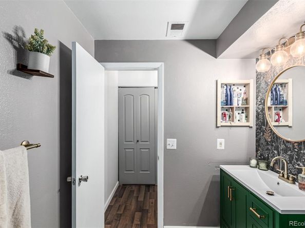 4896 S Dudley Street 107, Littleton CO 80123