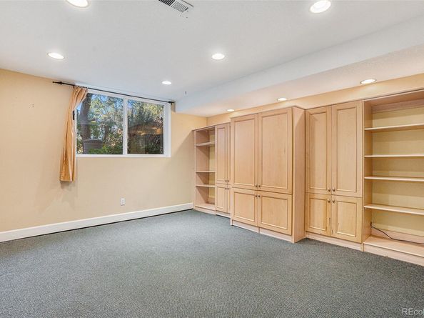 1613 W Canal Court, Littleton CO 80120