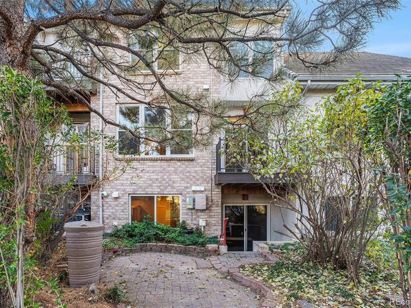 1613 W Canal Court, Littleton CO 80120