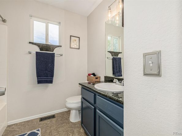 2792 S Bahama Court, Aurora CO 80013