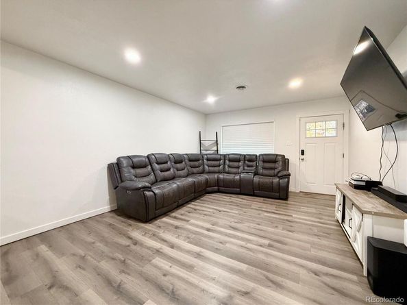 1001 Troy Street, Aurora CO 80011