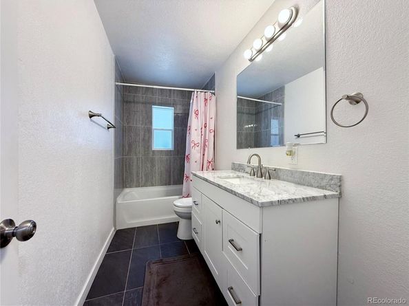 1001 Troy Street, Aurora CO 80011