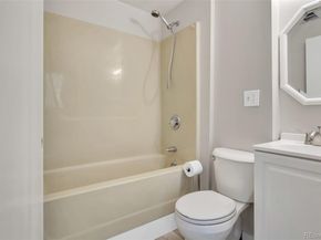 Undisclosed Address #5081489, Aurora CO 80015