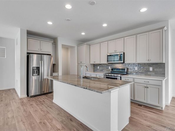 17841 Parkside Drive N, Commerce City CO 80022