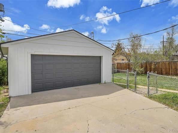 7001 Alan Drive, Denver CO 80221