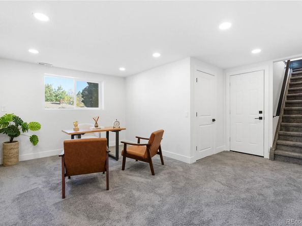 1501 S Welch Circle, Lakewood CO 80228