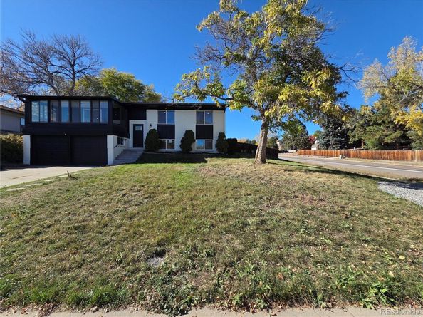 1501 S Welch Circle, Lakewood CO 80228