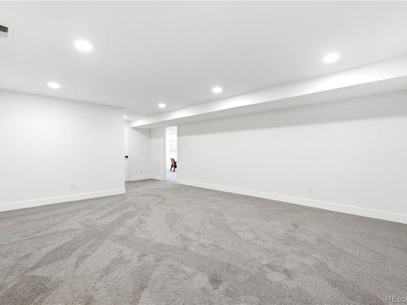 1501 S Welch Circle, Lakewood CO 80228