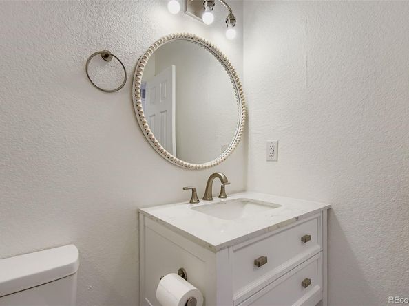 1431 S Chambers Circle, Aurora CO 80012