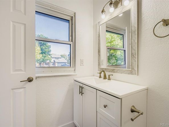 1431 S Chambers Circle, Aurora CO 80012
