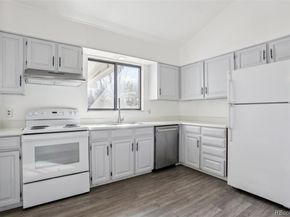 4586 S Fraser Way, Aurora CO 80015