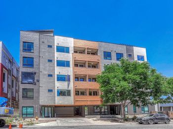 2729 W 28th Avenue