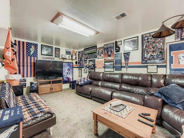 6972 W 76th Avenue, Arvada CO 80003