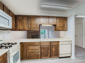 2052 S Worchester Way, Aurora CO 80014