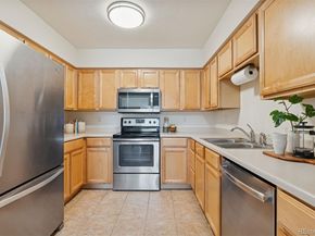 805 Summer Hawk Drive NN86, Longmont CO 80504