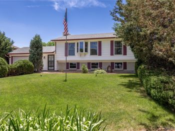 2932 E 96th Place