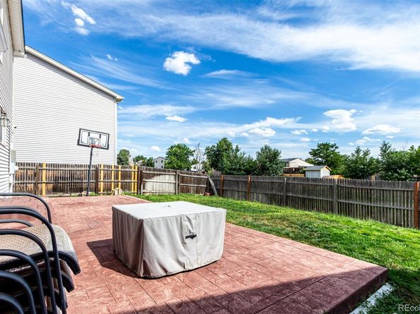 2039 Espana Way, Aurora CO 80011