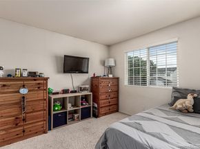 2039 Espana Way, Aurora CO 80011