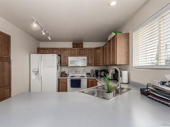 2039 Espana Way, Aurora CO 80011