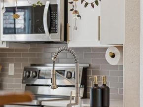 154 Oneida Court, Denver CO 80220