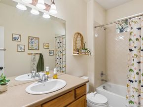 154 Oneida Court, Denver CO 80220