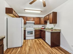 610 S Alton Way 8D, Denver CO 80247