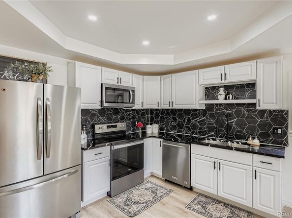 1082 Geneva Street, Aurora CO 80010